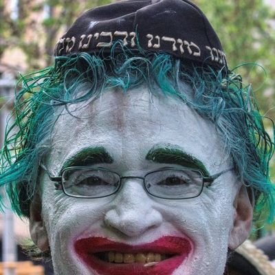 I love the federal government so much, I wish they would take all my money and leave me homeless. I also love Israel! So you goyim better simmer down!