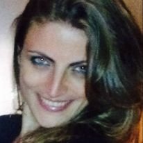 LanternRho's profile picture. Full time trader for 5 years. Living comfortably on a quiet beach. Always remember money doesn't talk, it swears. Just ask your princesses, paupers and kings.