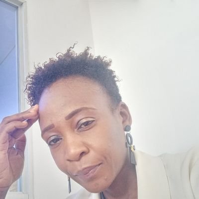 MollieKapungu's profile picture. 
