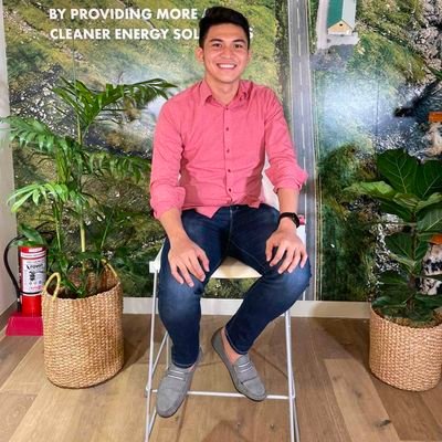 TheAdultingKid's profile picture. Adulting and Personal Finance stuff