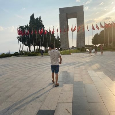 ahmetka727272's profile picture. 