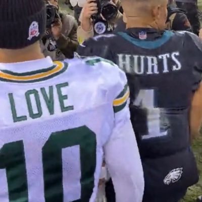 AndySerrato24's profile picture. I know computers