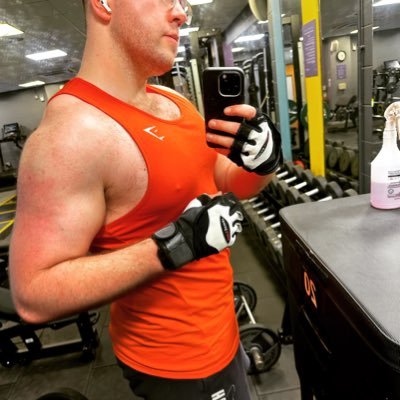 Anyone who says I’m 30 is a lying, jealous, fugly slut! Mainly thirst traps and gym pics with the occasional nerdy stuff thrown in for good measure 🏳️🌈