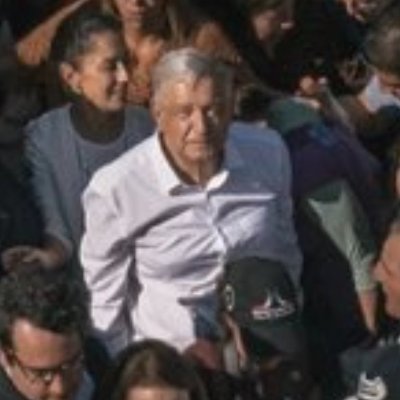 Jarocho, Papá de 3 muy orgulloso de ellos y más de #AMLOMiPresidente

#AMLOTeExtrañamos
#ClaudiaMiPresidenta