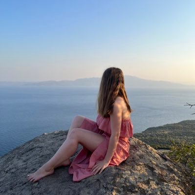 iremgokgoz's profile picture. 