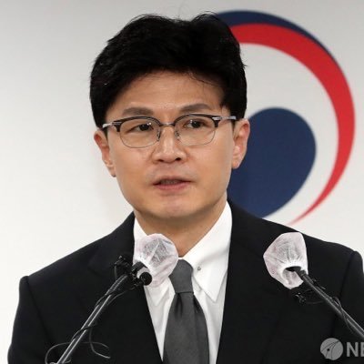 🌻한동훈 장관님을 적극 지지하며, 민주당과 그 열성 지지자들을 주로 비판합니다.정상적인 사회를 염원하기에, 이렇게 트위터를 합니다. 🦋올바른 시각으로 속시원히 할 말은 하고 살겠습니다.🕊️