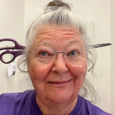 flquiltmom's profile picture. 