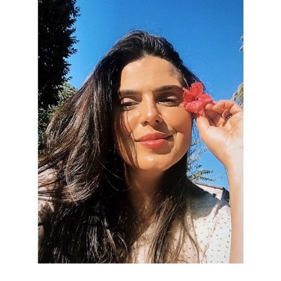 Internacionalista 🌍🌍🌍 Mestra em Economia Política Internacional pela UFRJ 📚 Filiada ao Partido dos Trabalhadores ⭐️13