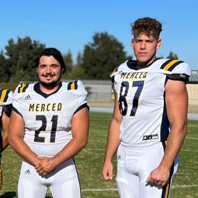 Sophomore Tight end @mercedcollege. 6’4 , 240 lbs. 2024 spring grad