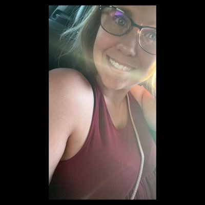 shaycefaye's profile picture. the best kind of momma out there. 🐶🐶