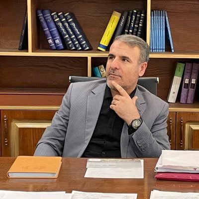 دکتری حقوق جزا و جرم شناسی/عضو موسسه حقوقی رهپویان عدل یار/مبارزه با مفاسد اقتصادی/کنشگر سیاسی اجتماعی/مثل بلوط ریشه در تاریخ کهن زاگرس داریم