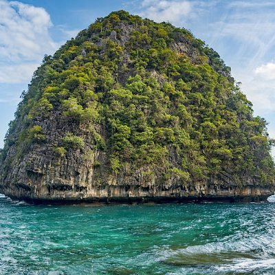 AkaseMember's profile picture. 