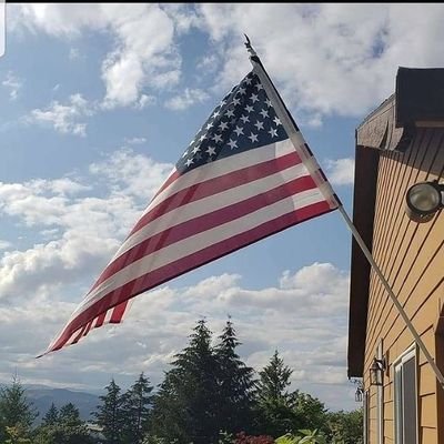 tom01944127's profile picture. Good