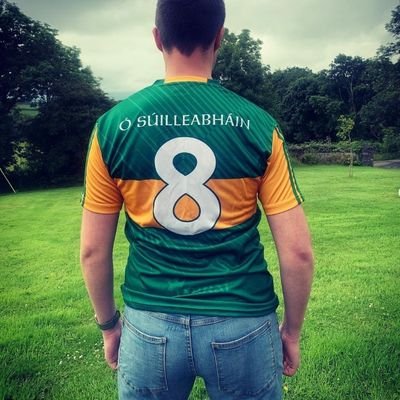 tomasimperrial's profile picture. Ejercito Armada Fuerza Aerea = Helicópteros Aviones Drones Barcos (tal vez Tanques), y no han podido ni con la guerrilla ni narcos que nada de eso tienen🤔🤔🤔