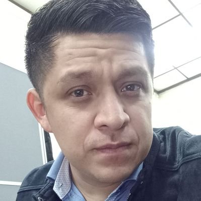 Me divierto haciendo lo que me gusta.
ABOGADO Y NOTARIO ESTUDIOSO DEL DERECHO.