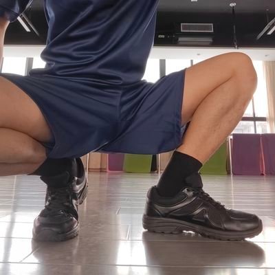 zw52088's profile picture. 足球｜理疗｜舌推｜16+  ⚽                      
🌿小号@lisawhi92213419