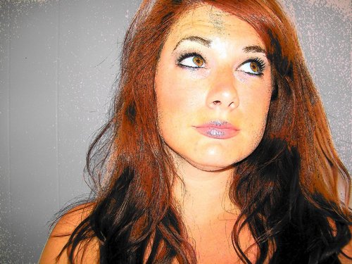 Sarahrednola's profile picture. 