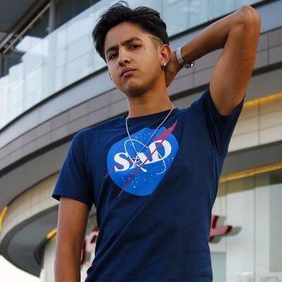 Solo por chisme 🤷🏾‍♂️