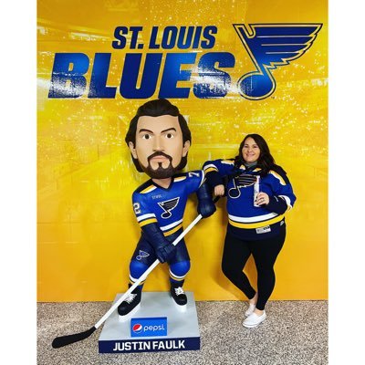 27, sometimes I reshare tweets and read too many books. ARC/Beta Read. Bookstagram/BookTok-er. Imma share my reviews. Bitch about the STL Blues when they lose.