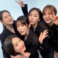 만능 🐻 (@ootdsseulgi) 's Twitter Profile