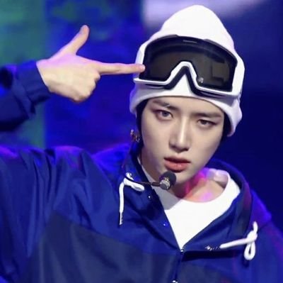 HChoiCart's profile picture. proof: #thankshermani  | 
selling acc of @HermaniChoi