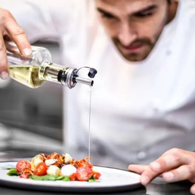 Gurme Chef
Çok gezer, Çok pişirir, Çok yer