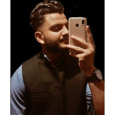 وَالَّذِينَ آمَنُوا بِاللَّهِ وَرُسُلِهِ أُوْلَئِكَ هُمْ الصِّدِّيقُونَ وَالشُّهَدَاءُ عِنْدَ رَبِّهِمْ لَهُمْ أَجْرُهُمْ وَنُورُهُم.