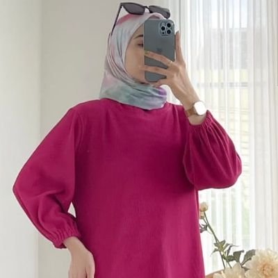 almonacly's profile picture. 