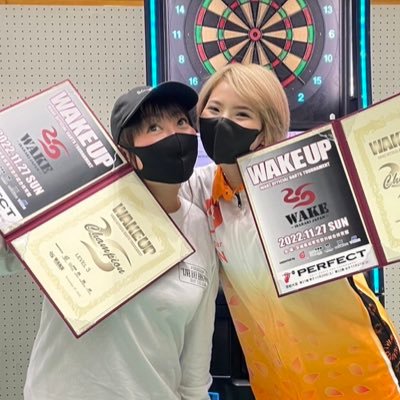埼玉県越谷市HangOverチーフ🙋♀️HangOverの美味しいバーガー🍔ダーツ🎯キャンプ⛺️ポーカー♠️お笑い🤑お酒は嗜む程度か浴びる程🍻ダーツとお酒とトークで楽しい時間を希望🎀JAPANレディース💮🎯加藤浩次❤︎西村ヒロチョ❤︎角田晃広❤︎そして私も元芸人?笑