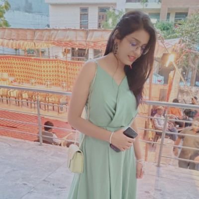 Ahujakanchan2's profile picture. 