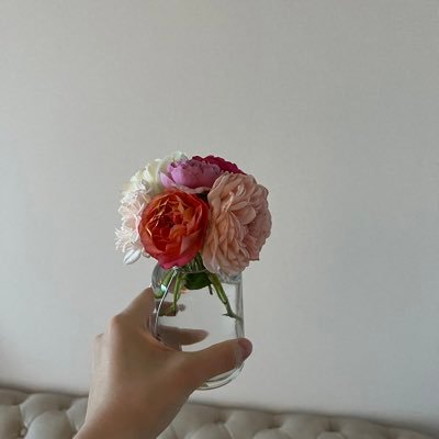 sr1075's profile picture. 