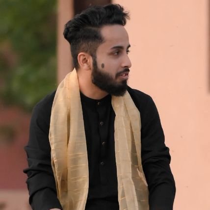 Arslan_Kareem2's profile picture. MBBS  🩺 | RMU '20                                                        
A prudent man has more than one string to his bow.