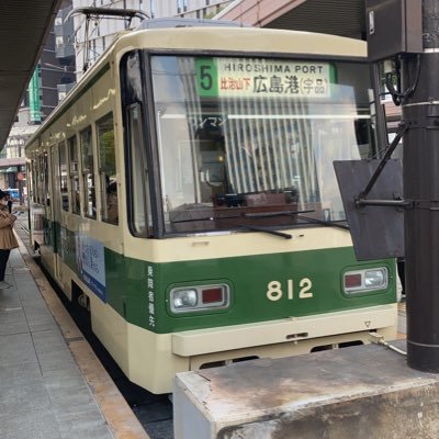 siiS4bLIYvAhYTf's profile picture. 