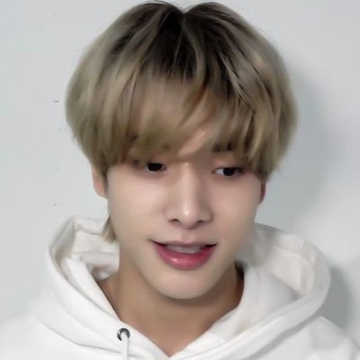 jakeyu2u's profile picture. jake보다재윤