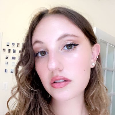maddyema's profile picture. ♊︎ ☉ , ♏︎ ☽ ,  ♐︎  ↑