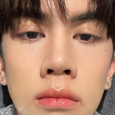 -ʙᴇʜɪɴᴅ ʏᴏᴜ- ⊹ 🦮🌷꒱ Profile