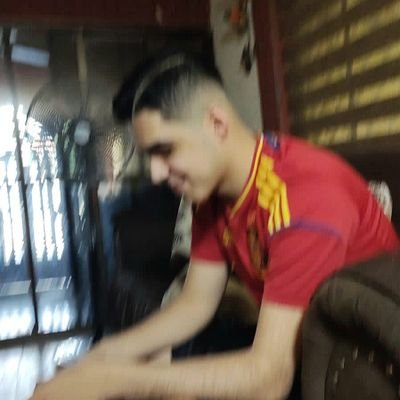 Luis Antonio Cantu Cantu   soy de Mty  le voy a tigres, Real Madrid C.F, NBA y  soy gamer de FiFa y Nba2k, y soy 🇲🇽