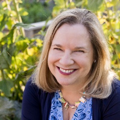 Cardiac dietitian. I help people with heart concerns eat for wellbeing, enjoyment, and real life. ❤😋 I've moved to Threads b/c Elon ↓↓.