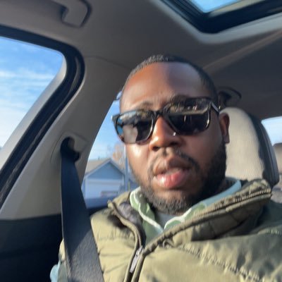 only1brenzel's profile picture. 