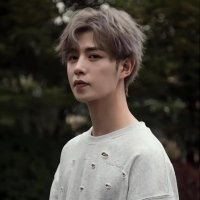 q (@q90898754) Twitter profile photo