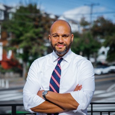 DC At-Large Councilmember Robert White, Jr. | Chair, Committee on Housing | Fighting to make life better for all DC neighbors