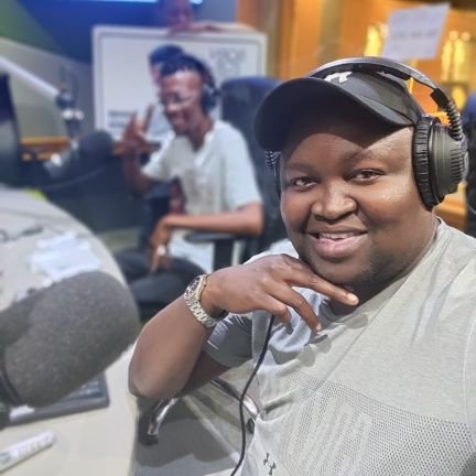The Explorer....🌍 Tour operator ✈️and Radio slave 🎙️🎧... Lekgoba la Seyalemoya 📻