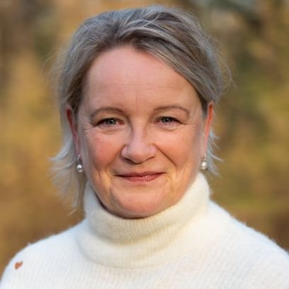 aty_deruiter's profile picture. Manager huisartsenzorg.