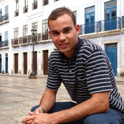 Investidor nato, Engenheiro Civil pela UFMG, MBA GP na FGV