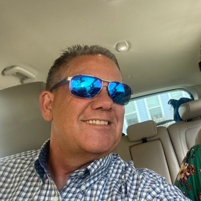 Full time RV'er, Batt. Chief(Ret) from #SBCoFD. Occasional PIO, Instructor, storyteller & mentor of mastering the press conf. yep, I'll help ya' with them!