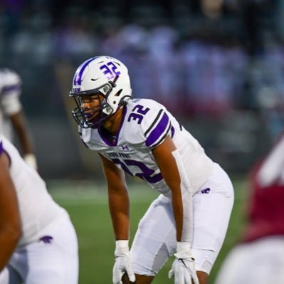 Football🏈 | 6’3| 195lbs | RPHS co/23 🏈| #32| OLB | GPA 3.65 |