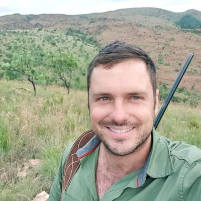 PhilipWFourie's profile picture. Full stack dev.
LUNC investor.
Walking paradox.
NFA