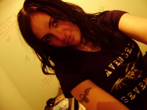 Apenas uma garota que gosta de UFC, ROCK N' ROLL e tatuagens.


-just a girl who likes UFC, ROCK N 'ROLL and tattoos.-