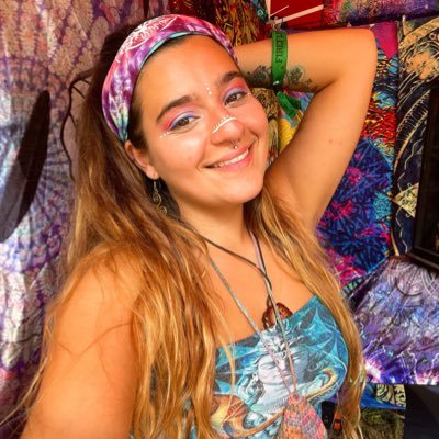 spicy link below 👇 | Cyclops Army👁| Traveling Artist 🧑🎨 |🖤 IG @lovinglotus302
