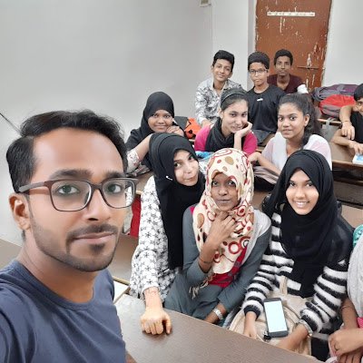 DIGITALTUTOR4's profile picture. 